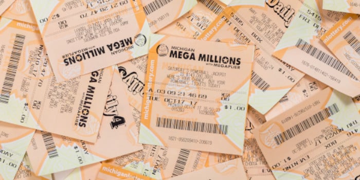 ล็อตเตอรี่ Mega Millions ยังคงอยู่ต่อหนึ่งรอบหลังจากการจับสลากล่าสุด มียอดเงินรางวัลเกิน 250 ล้านดอลลาร์แล้ว