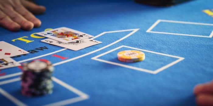 มาเก๊า: การจับเดิมพันข้างขึ้นอย่างเร่งรีบในเกม บาคาร่า