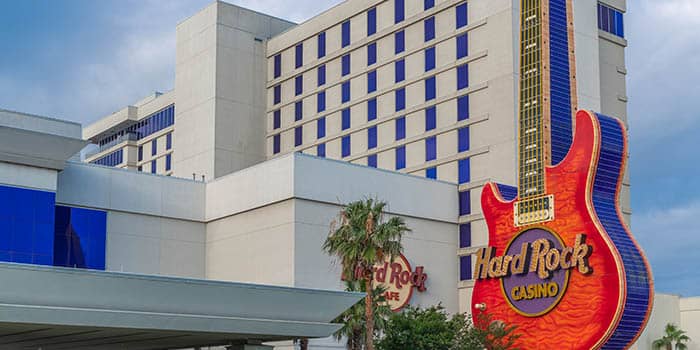 ชายฟ้อง Hard Rock Biloxi ให้ศาลหลังเก้าอี้แตกที่สล็อตแมชชีน